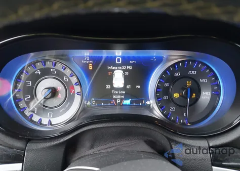 2017 Chrysler 300 300S из США, поврежденный, VIN 2C3CCABG3HH577072